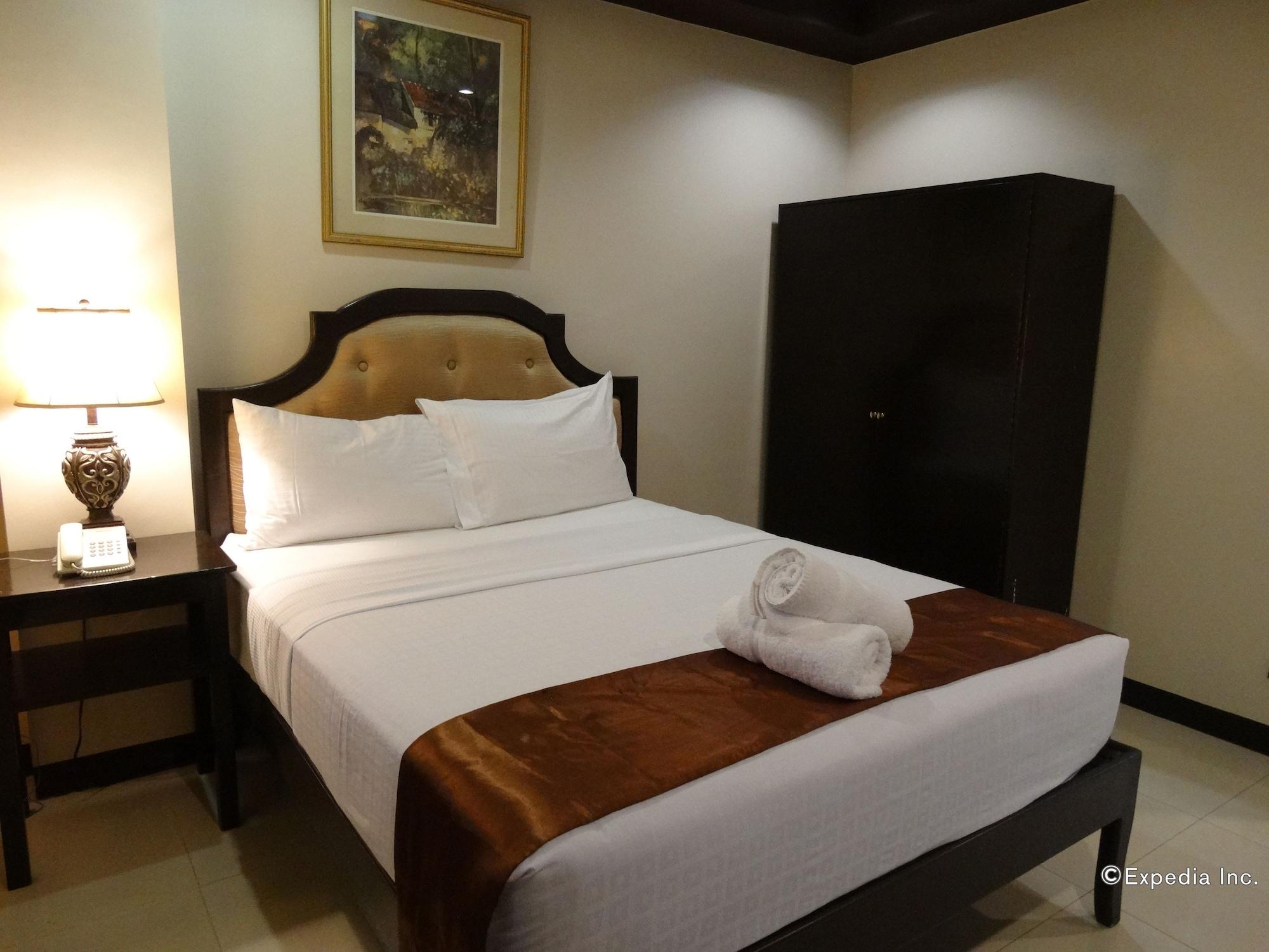 Peridot Suites Davao City Dış mekan fotoğraf
