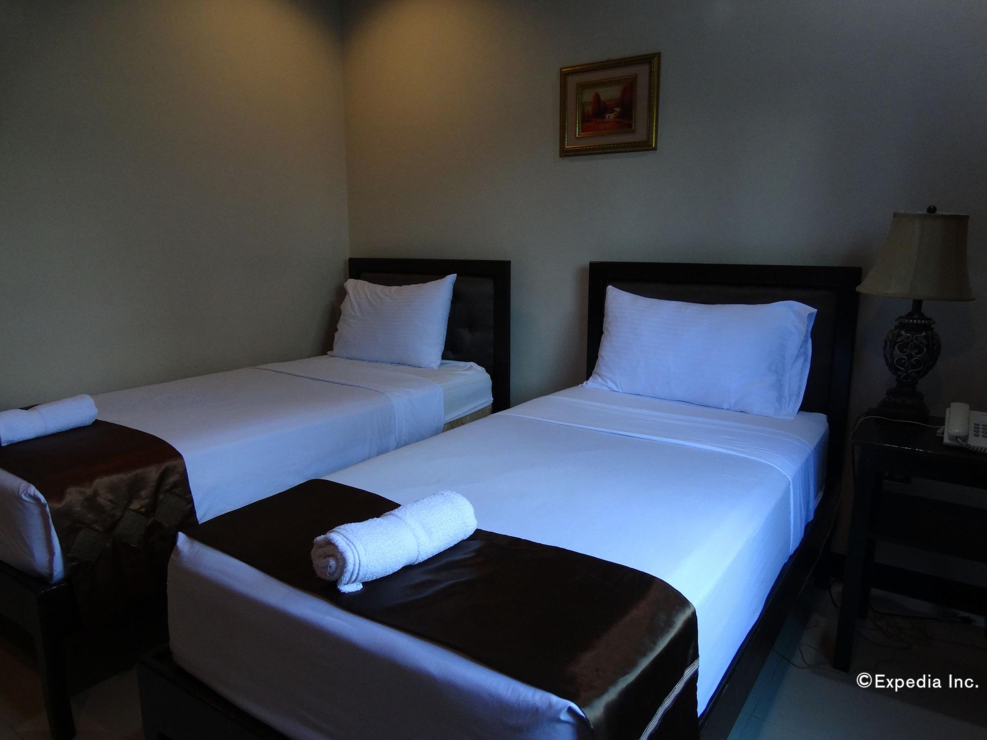 Peridot Suites Davao City Dış mekan fotoğraf