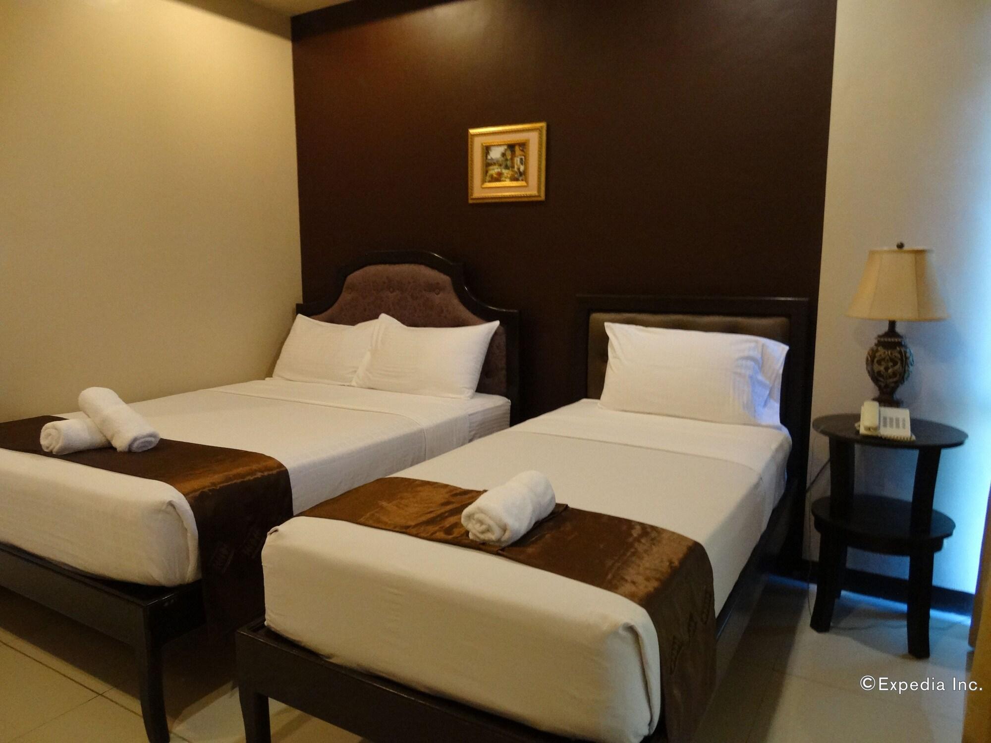 Peridot Suites Davao City Dış mekan fotoğraf