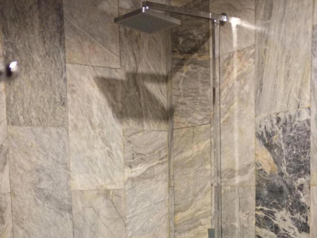 Peridot Suites Davao City Dış mekan fotoğraf